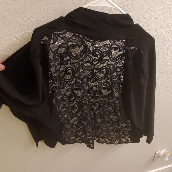 Throw over - Picture 3 of 3